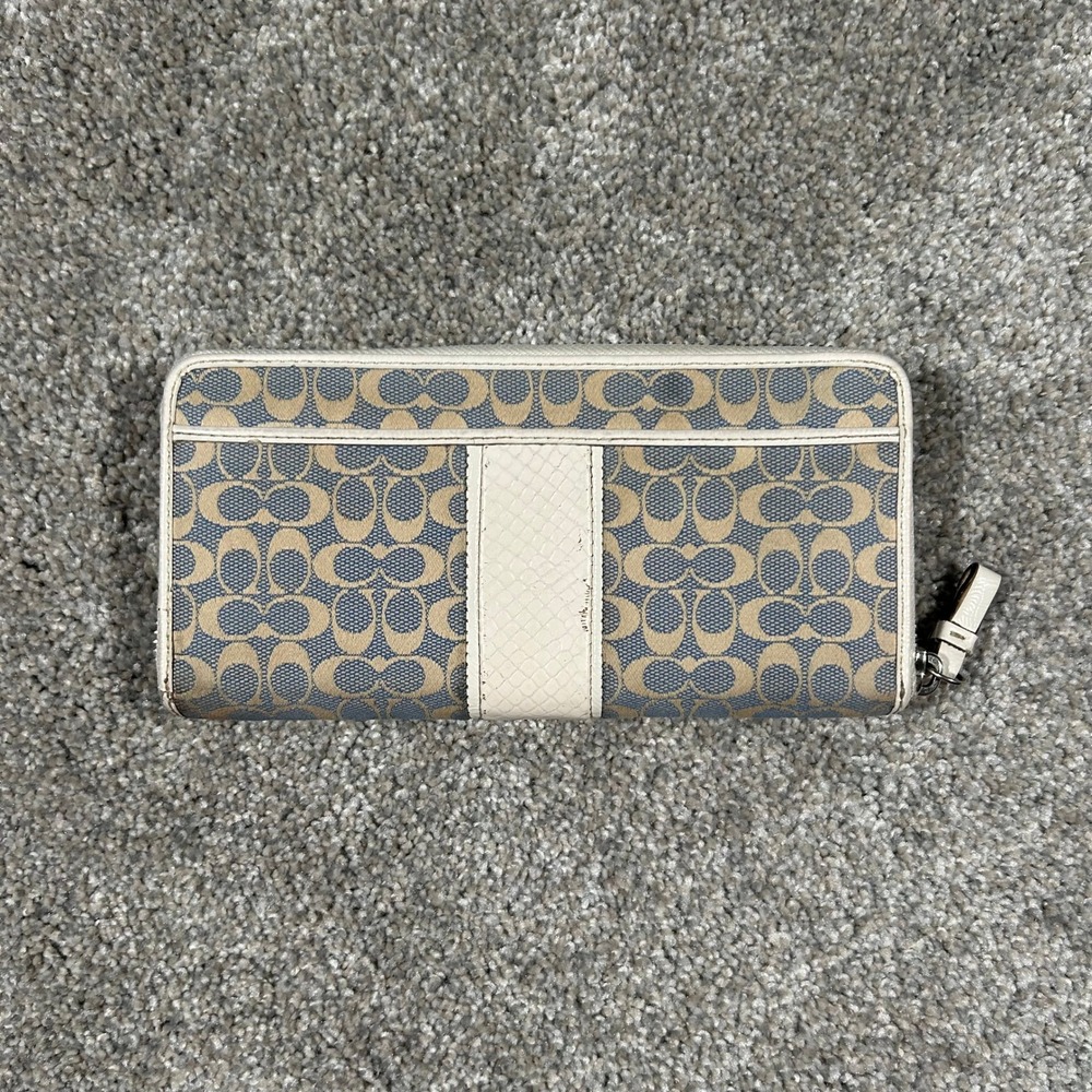 Coach Signature Jacquard Accordion Zip Wallet Cream Python Stripe Blue Tan - Picture 2 of 6